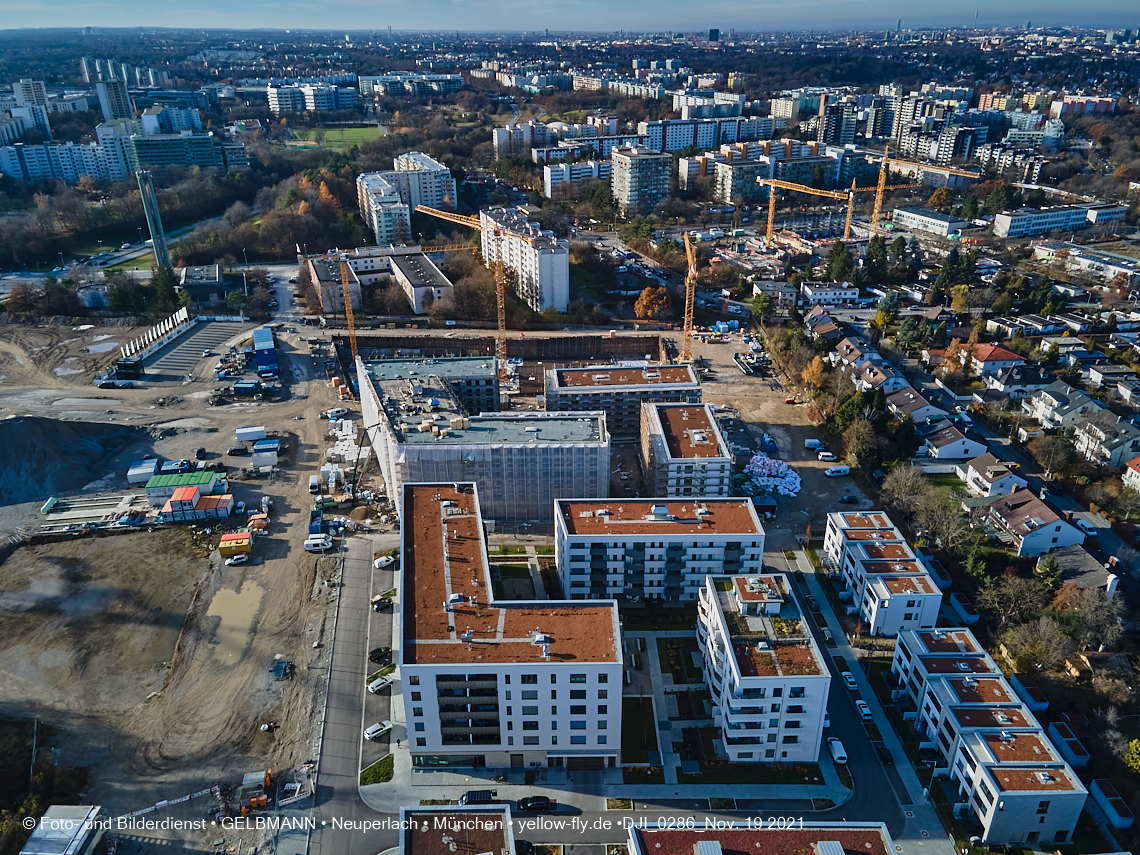 19.11.2021 - Luftbilder von der Baustelle Alexisquartier und Pandion Verde in Neuperlach